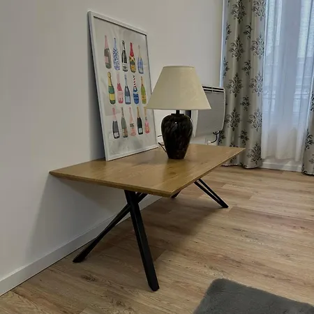 Apartament La Maison Du 4 *
